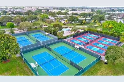 2404  Antigua Cir, Unit #H4, Coconut Creek, FL 33066 - Photo 12