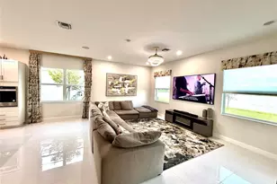 15131 Courtland Ct, Loxahatchee, FL 33470 - Photo 12