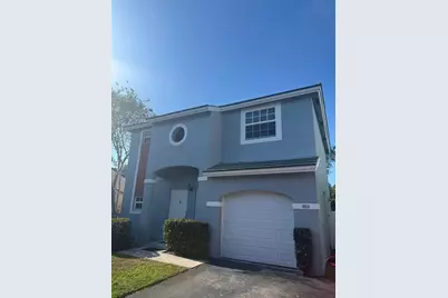 9929 NW 9th Ct, Plantation, FL 33324 - Photo 2