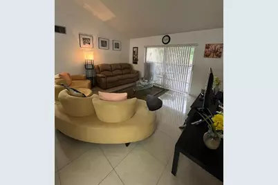 3053 N Oakland Forest Dr, Unit #201, Oakland Park, FL 33309 - Photo 6