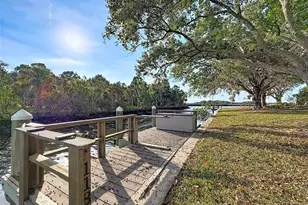 11603 W Bayshore Dr, Crystal River, FL 34429 - Photo 54