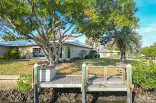 11603 W Bayshore Dr, Crystal River, FL 34429 - Photo 58