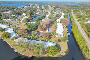 11603 W Bayshore Dr, Crystal River, FL 34429 - Photo 70