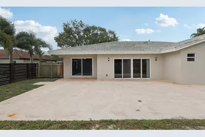 1541 NW 9th St, Boca Raton, FL 33486 - Photo 58