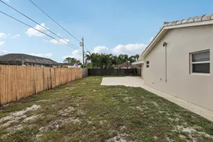 1541 NW 9th St, Boca Raton, FL 33486 - Photo 60