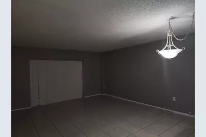 4174  Inverrary Dr, Unit #811, Lauderhill, FL 33319 - Photo 10