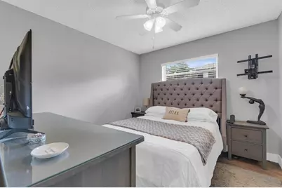 5501  Lakeside Dr, Unit #101, Margate, FL 33063 - Photo 14