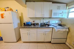 250 NW 83rd St, Miami, FL 33150 - Photo 4