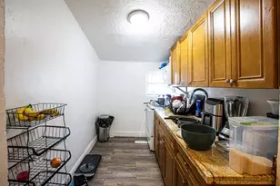 250 NW 83rd St, Miami, FL 33150 - Photo 8