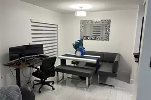 2425 NW 33rd St, Oakland Park, FL 33309 - Photo 4