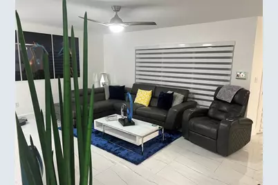 2425 NW 33rd St, Unit #1305, Oakland Park, FL 33309 - Photo 2