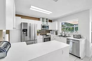 1336 SW 181st Ave, Pembroke Pines, FL 33029 - Photo 14