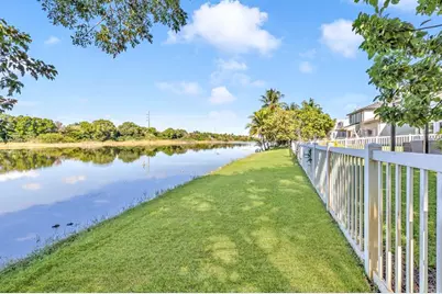 1336 SW 181st Ave, Pembroke Pines, FL 33029 - Photo 24