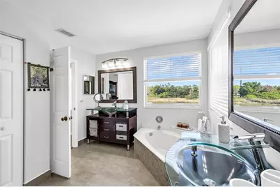 1336 SW 181st Ave, Pembroke Pines, FL 33029 - Photo 32