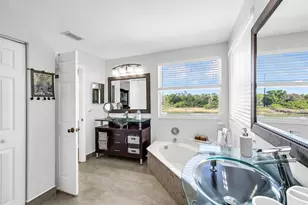 1336 SW 181st Ave, Pembroke Pines, FL 33029 - Photo 32