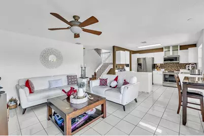 1336 SW 181st Ave, Pembroke Pines, FL 33029 - Photo 18