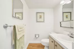 524 Orton Ave, Fort Lauderdale, FL 33304 - Photo 26