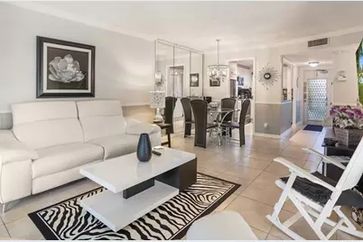 9281  Sunrise Lakes Blvd, Unit #101, Sunrise, FL 33322 - Photo 18