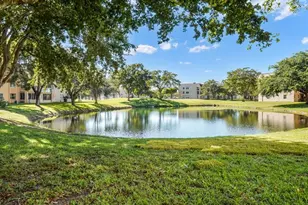 9281 Sunrise Lakes Blvd, Sunrise, FL 33322 - Photo 34