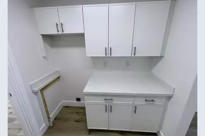 1774  Lauderdale Manor Dr, Fort Lauderdale, FL 33311 - Photo 10