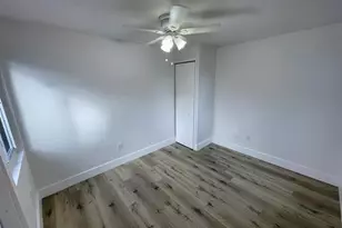 1774 Lauderdale Manor Dr, Fort Lauderdale, FL 33311 - Photo 12