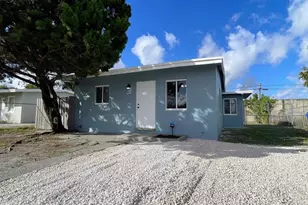 1774 Lauderdale Manor Dr, Fort Lauderdale, FL 33311 - Photo 1