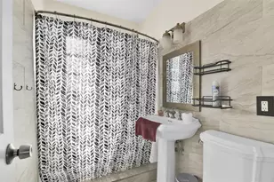 1814 NE 53rd Ct, Pompano Beach, FL 33064 - Photo 16