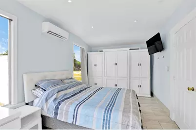 1814 NE 53rd Ct, Pompano Beach, FL 33064 - Photo 12