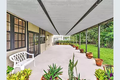 8020 SW 19th St, Miami, FL 33155 - Photo 8