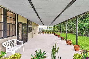 8020 SW 19th St, Miami, FL 33155 - Photo 8