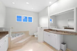 2739 NE 15th St, Fort Lauderdale, FL 33304 - Photo 32