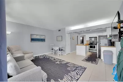 4627  Bougainvilla Dr, Unit #1A, Lauderdale by the Sea, FL 33308 - Photo 6