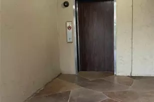 6201 N Falls Cir Dr, Lauderhill, FL 33319 - Photo 8