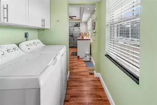 3930 Oaks Clubhouse Dr, Pompano Beach, FL 33069 - Photo 12