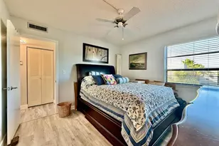 2112 S Cypress Bend Dr, Pompano Beach, FL 33069 - Photo 12