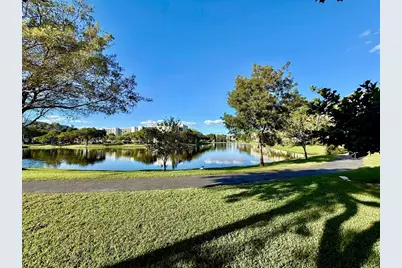 2112 S Cypress Bend Dr, Unit #508, Pompano Beach, FL 33069 - Photo 18