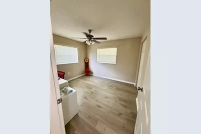 3474  Southern Pines Dr, Fort Pierce, FL 34982 - Photo 10