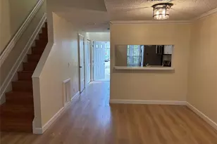 7835 Dixie Beach Cir, Tamarac, FL 33321 - Photo 6