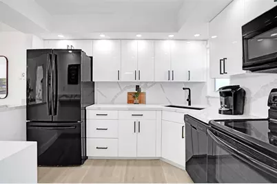 8900  Washington Blvd, Unit #Ph11, Hollywood, FL 33025 - Photo 2