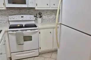 560 SE 2nd Ave, Deerfield Beach, FL 33441 - Photo 12