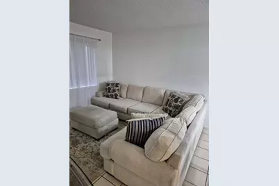 560 SE 2nd Ave, Unit #H2, Deerfield Beach, FL 33441 - Photo 2