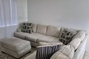 560 SE 2nd Ave, Deerfield Beach, FL 33441 - Photo 2