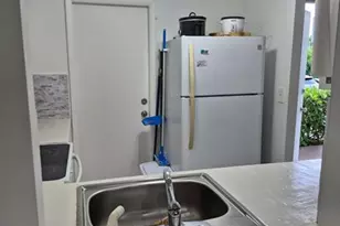 560 SE 2nd Ave, Deerfield Beach, FL 33441 - Photo 14