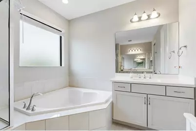 9113 NW 39th St, Coral Springs, FL 33065 - Photo 30