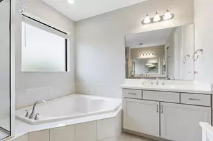 9113 NW 39th St, Coral Springs, FL 33065 - Photo 30