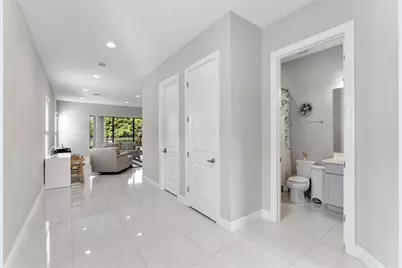 9113 NW 39th St, Coral Springs, FL 33065 - Photo 14