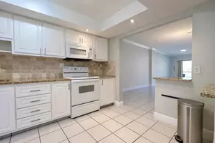 400 Golden Isles Dr, Hallandale Beach, FL 33009 - Photo 4