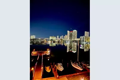 400  Golden Isles Dr, Unit #36, Hallandale Beach, FL 33009 - Photo 26