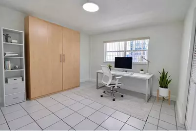 400  Golden Isles Dr, Unit #36, Hallandale Beach, FL 33009 - Photo 10