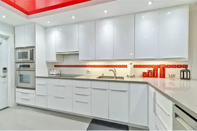 2950 N Palm Aire Dr, Unit #401, Pompano Beach, FL 33069 - Photo 4